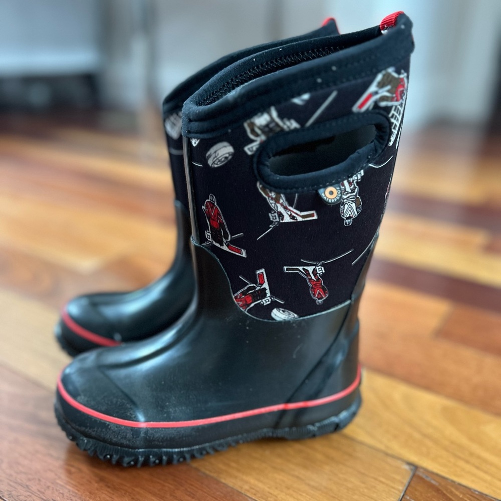 Bogs Snow Boots Kids US 12 - Good condition